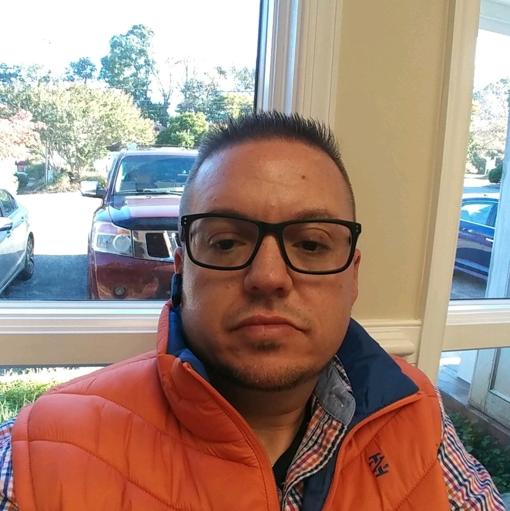 Meet your Posher, Chris